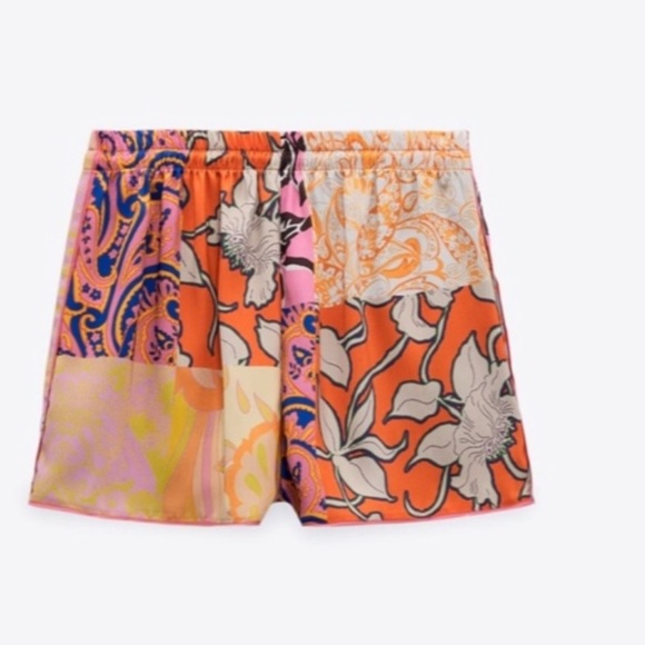 Zara Multi Color Shorts - Picture 3 of 10